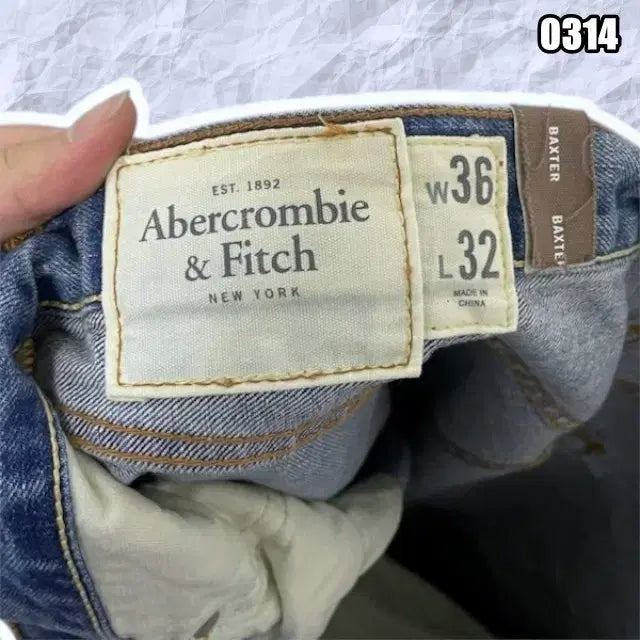 [BUNJANG] Abercrombie Bootcut Denim Jeans / 아베크롬비 청바지 부츠컷 데님