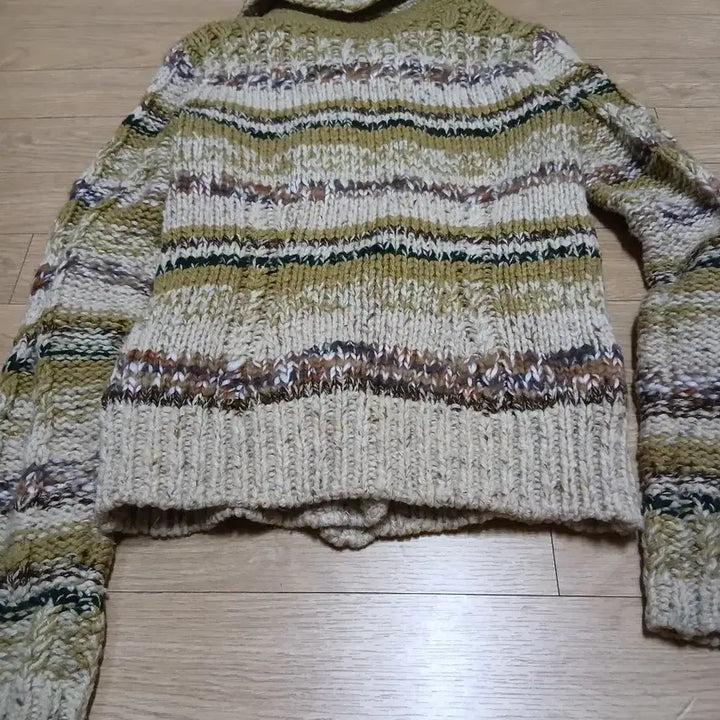[BUNJANG] SJSJ Olive Knit Cardigan / SJSJ 모 니트 가디건