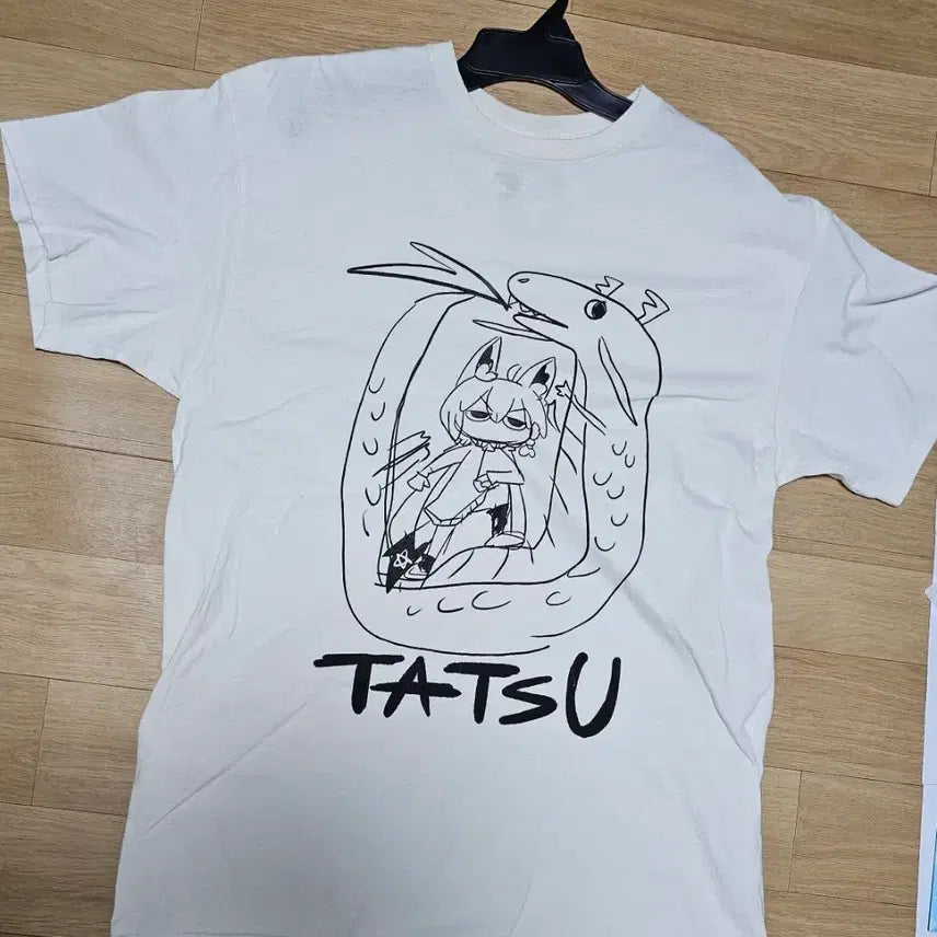 [BUNJANG] Shirakami Fubuki TATSU T-Shirt / 시라카미 후부키 TATSU 티