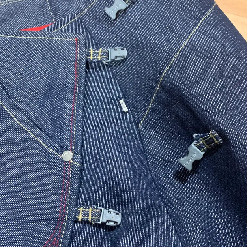 [BUNJANG] LEVIS Engineered Jeans Denim Wrap Skirt (M) / LEVIS 리바이스 엔지니어드 진 데님 랩 스커트(M 사이즈)
