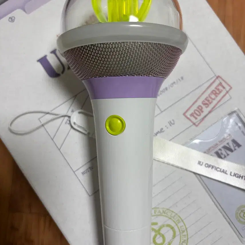 [BUNJANG] IU Official Light Stick (I-KE) 6th 7th Fanclub Kit / 아이유 응원봉 아이크 6기 7기 팬클럽 키트