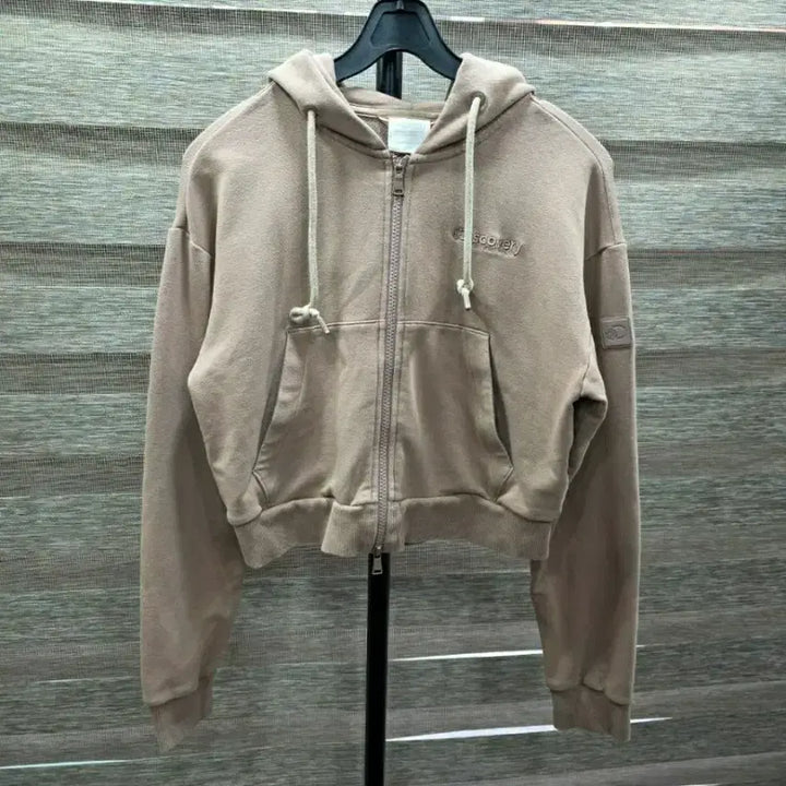 [BUNJANG] Discovery Beige Cropped Hooded Zip-up / (85) 디스커버리 후드집업 2.9