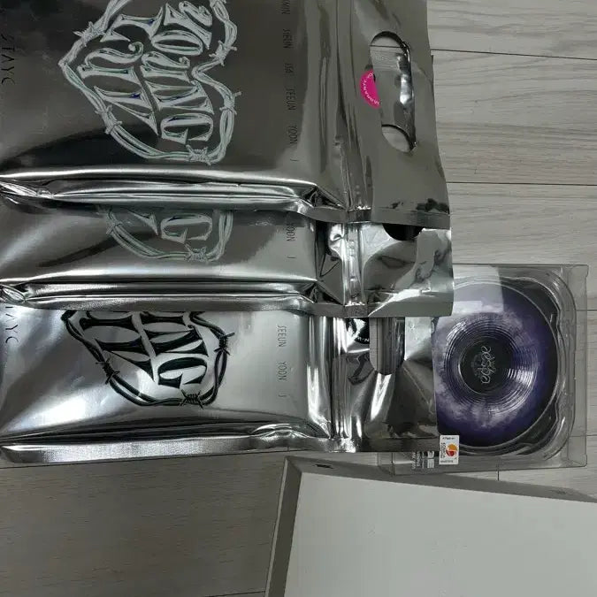 [SOLD OUT] 아이돌 앨범판매(포카포함 구성,시그있음)