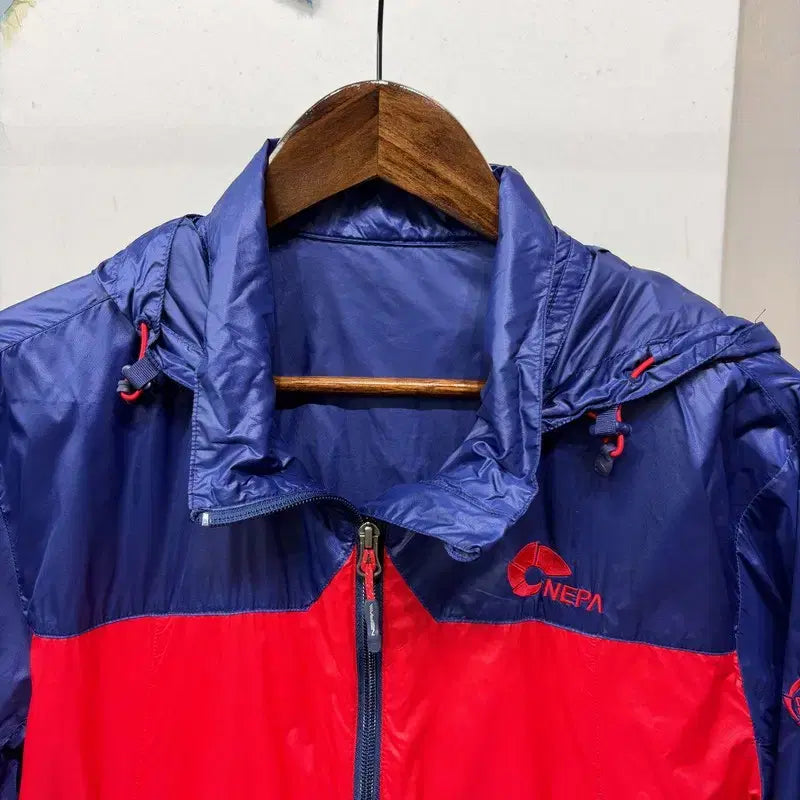 [BUNJANG] Nepa Outdoor Colorblock Hooded Windbreaker Jacket / (105) 네파 아웃도어 홑겹 배색 후드 봄 바람막이 자켓