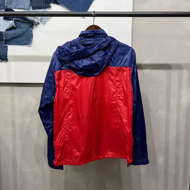 [BUNJANG] Nepa Outdoor Colorblock Hooded Windbreaker Jacket / (105) 네파 아웃도어 홑겹 배색 후드 봄 바람막이 자켓