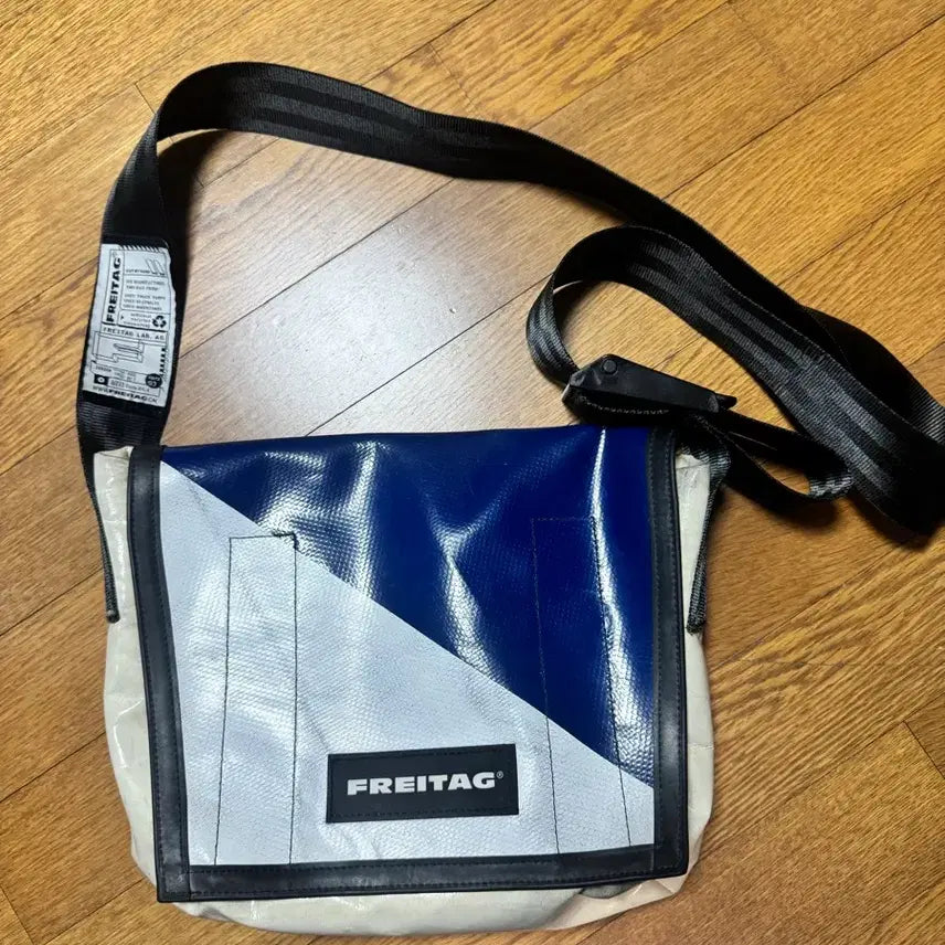 [BUNJANG] Freitag F12 R53 Lassi Messenger Bag / 프라이탁 라씨