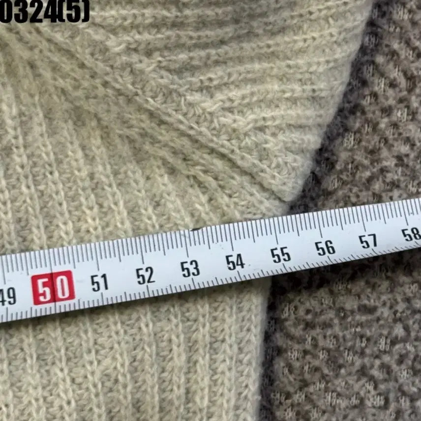 [SOLD OUT] 라코스테 V넥 니트 아이보리95 0324
