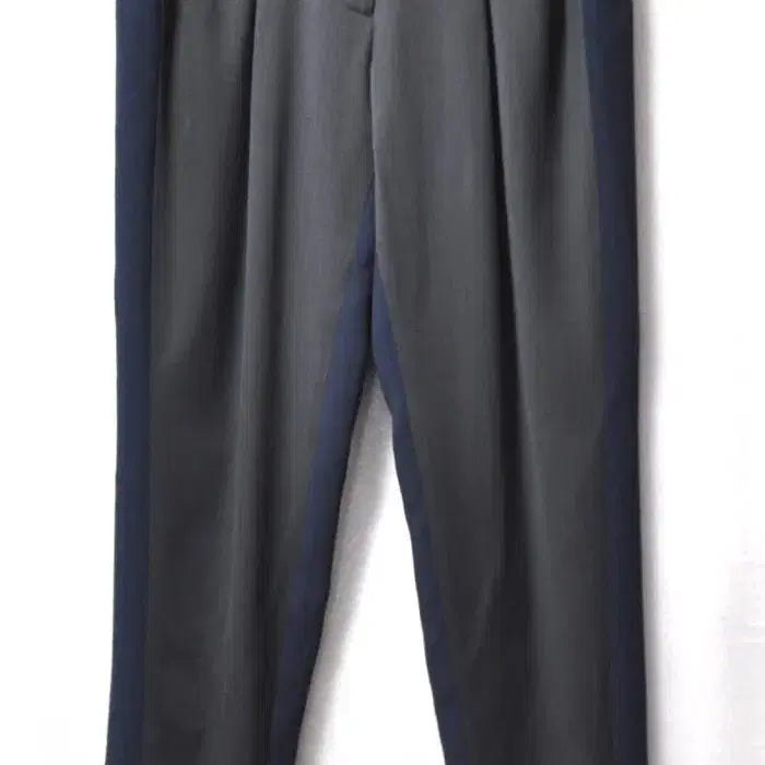 [BUNJANG] Son Jung Wan Slim Two-Way Color Block Pants (Waist 25) / 손정완/여성슬림투웨이배색팬츠(허리25)
