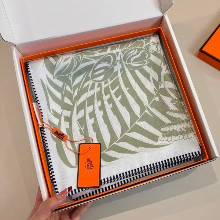 [BUNJANG] Hermes Jungle Design Green Scarf / 에르메스 패턴 스카프 그린 정글 디자인