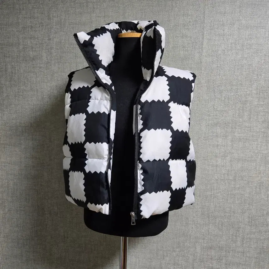 [BUNJANG] Grid Pattern Cotton Padded Vest (M) / 격자무늬 솜패딩조끼(M)
