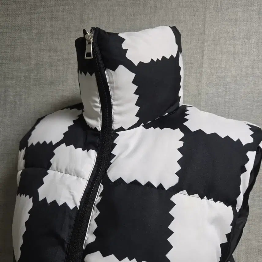 [BUNJANG] Grid Pattern Cotton Padded Vest (M) / 격자무늬 솜패딩조끼(M)