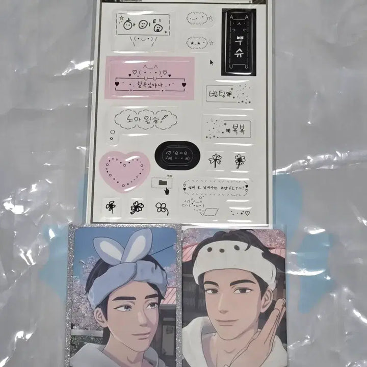 [BUNJANG] PLAVE Yejun, Hamin, Yena First Edition Photocard and Sticker Set / 플레이브 메디힐 1차 포카, 스티커 (예준 하민 예라인)