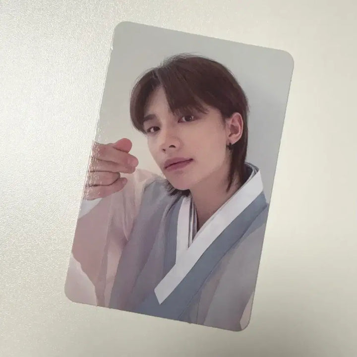 [BUNJANG] Stray Kids Hyunjin Hanbok Photocard Case143 / 스트레이키즈 현진 한복 포카 공방 맥시던트 case143 4배수