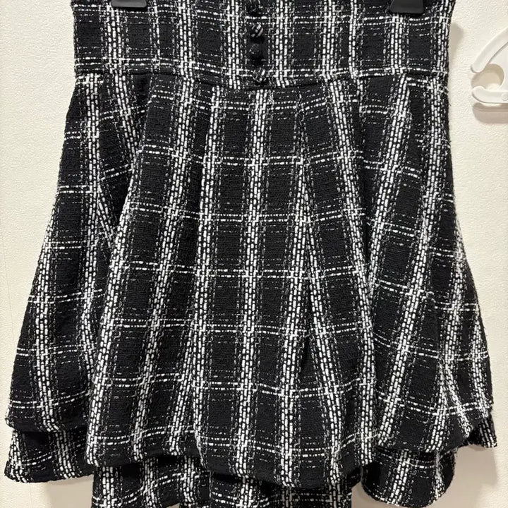 [BUNJANG] Evelyn Check Skirt / 에블린 치마 스커트 치도리 리즈리사미셸앙크루즈디마럽로지타시허니셋업