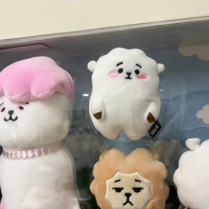 [SOLD OUT] BT21 유니버스 가족인형 세트 한정판 RJ (JIN)