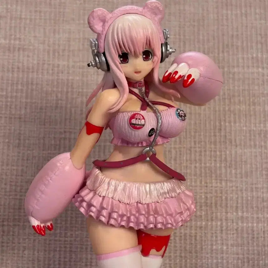 [BUNJANG] Super Sonico Gloomy Bear Collaboration Figure / 슈퍼소니코 글루미베어 콜라보 피규어