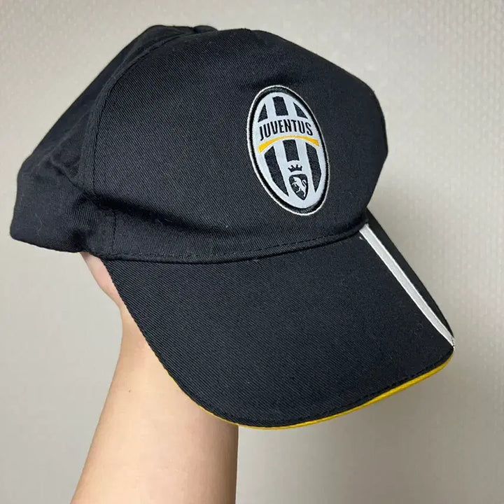 [BUNJANG] Juventus 00s Baseball Cap / 00s 유벤투스 볼캡