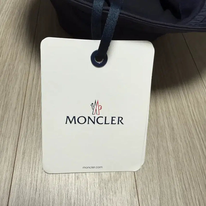 [BUNJANG] Moncler Navy Bucket Hat M / 새상품 몽클레어 정품 네이비 버킷햇 M