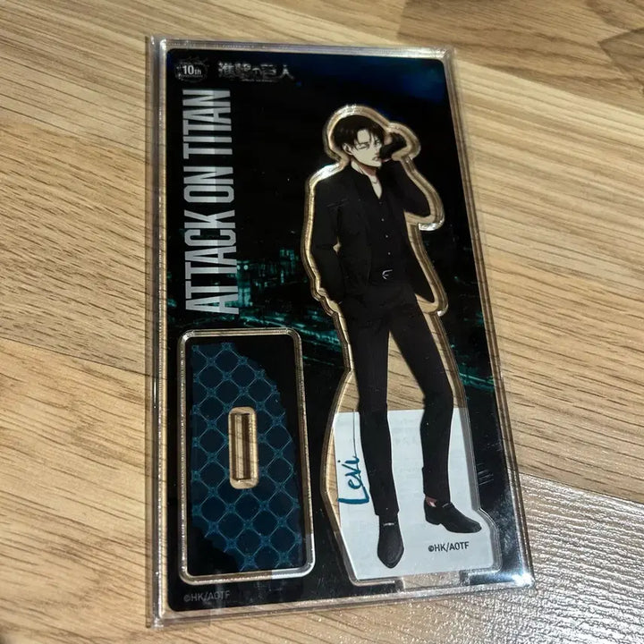 [BUNJANG] Attack on Titan Levi Ackerman Karaoke Acrylic Stand / 희귀/ 미개봉) 진격의거인 진격거 리바이 아커만 가라오케 아크릴 굿즈