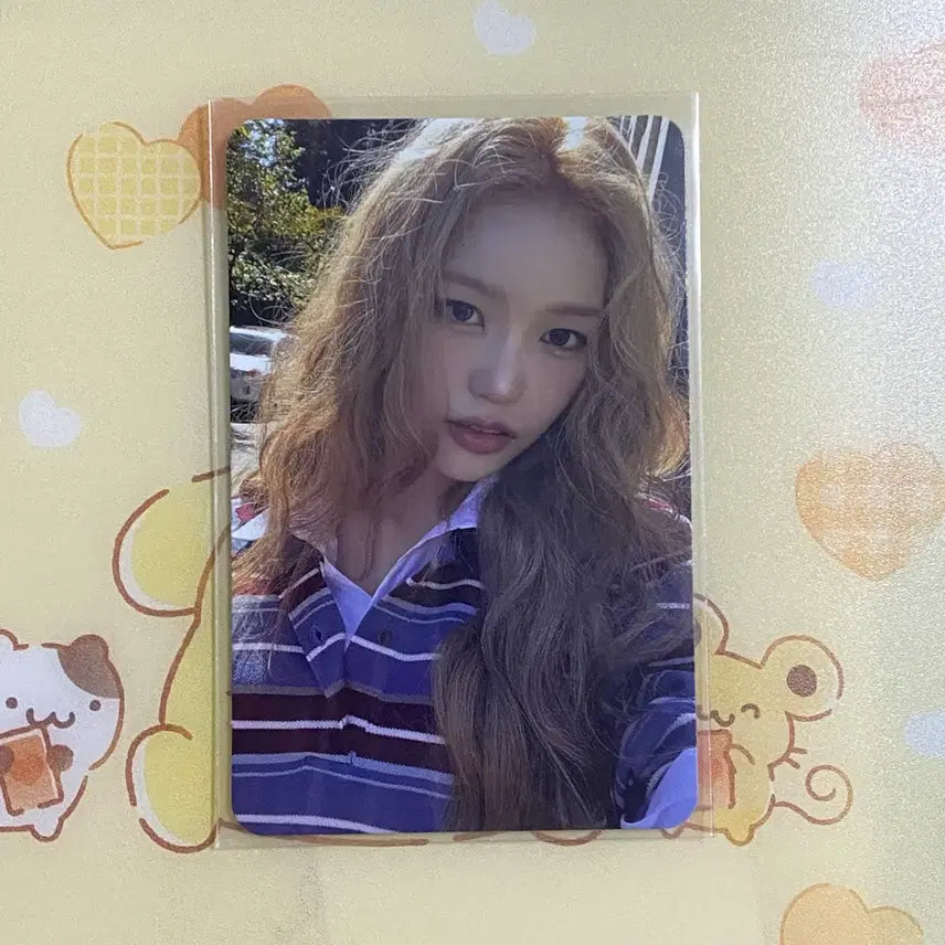 [BUNJANG] IZ*ONE Se Ri N/A Photocard / 이즈나 정세비 세비 N/a 네모 버전 앨범 포카 양도