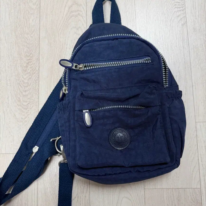 [BUNJANG] Kipling Style Navy Sling Bag / 키플링 스타일 네이비 슬링백 가방
