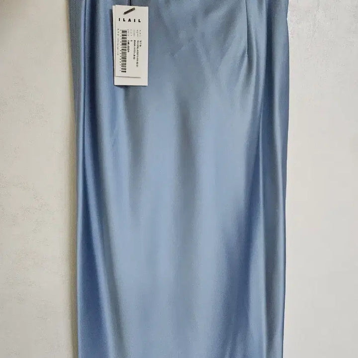[SOLD OUT] 새상품, 네고가능) 일라일 ilail 새틴 롱스커트(18만원->12만원)
