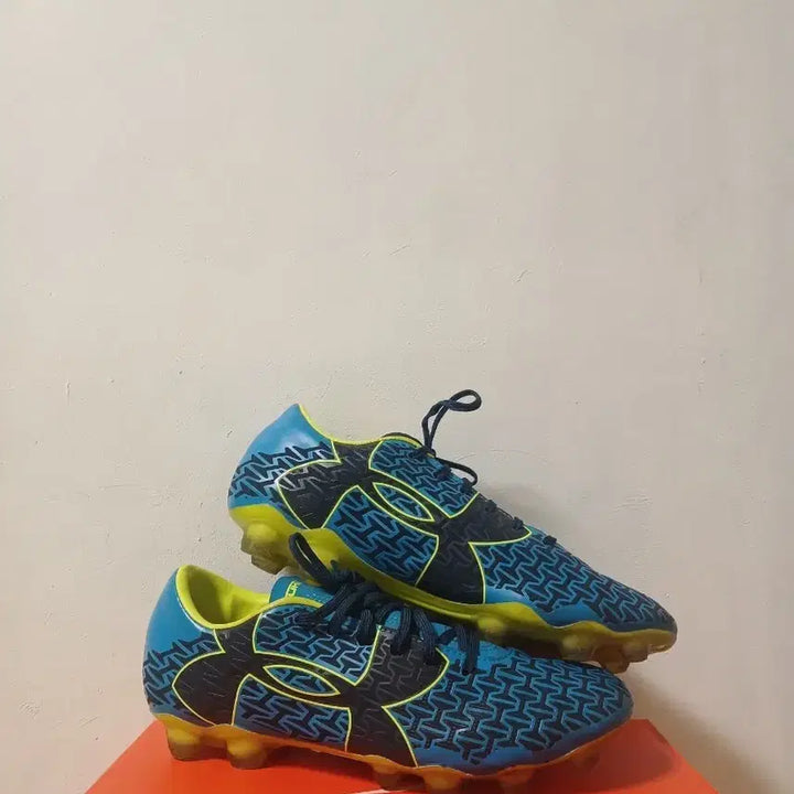 [BUNJANG] Under Armour Soccer Cleats / 언더아머 축구화 파랑/검정 스터드화