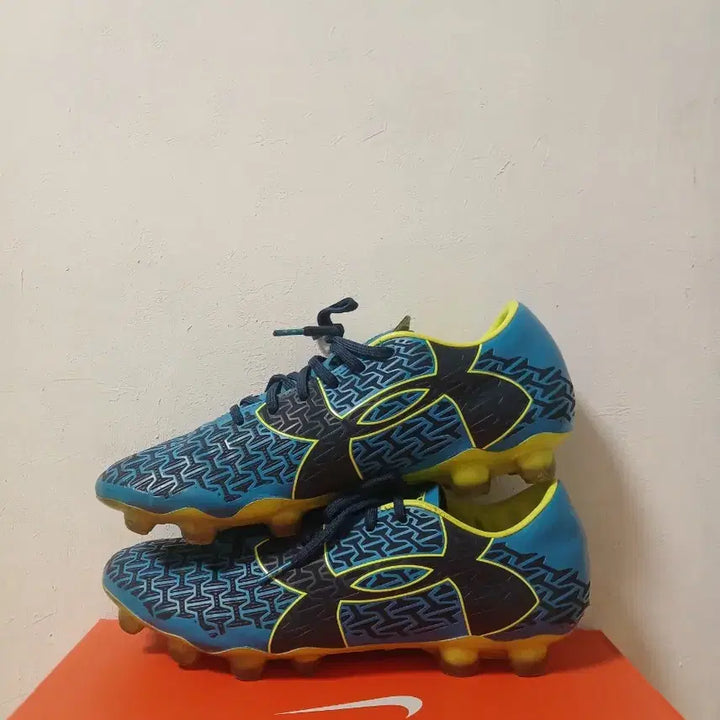 [BUNJANG] Under Armour Soccer Cleats / 언더아머 축구화 파랑/검정 스터드화