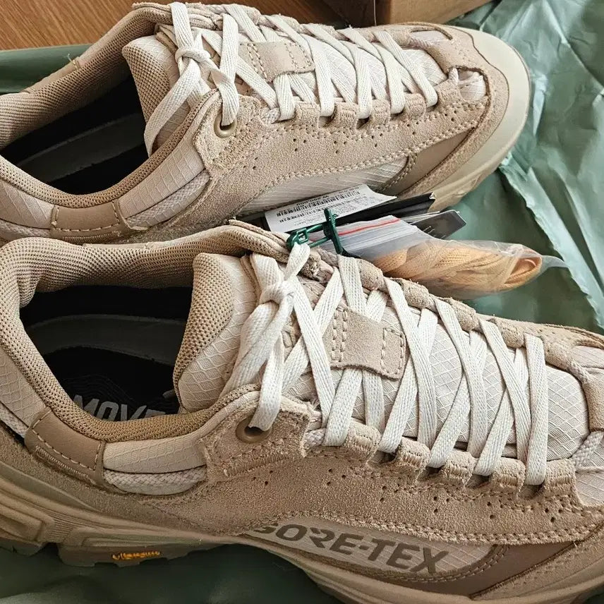 [BUNJANG] Kolon Sport Move GTX Hiking Boots - Beige (245mm) / 코오롱 무브 베이지색 245 등산화 트레킹화
