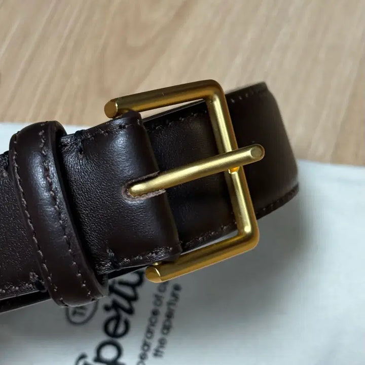 [BUNJANG] The Aperture Classic Belt (Brown + Gold Hardware) / [새상품/상품택X] 디애퍼처 클래식벨트 (브라운+금장)
