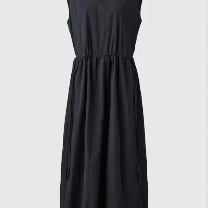 [BUNJANG] Uniqlo Gathered Sleeveless Long Dress / 유니클로 블랙 개더 슬리브리스 원피스 블랙