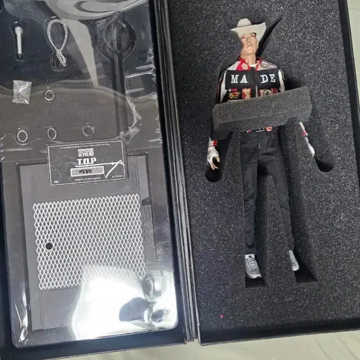 [BUNJANG] JD Studio Bigbang TOP Figure / 빅뱅 탑 인형 피규어 JD STUDIO BIGBANG TOP