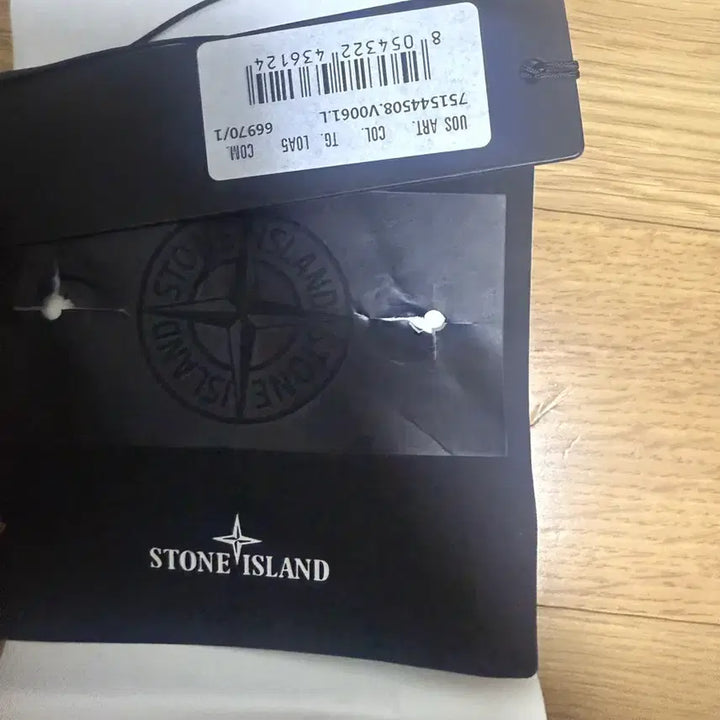 [SOLD OUT] (마지막할인)스톤아일랜드 나일론 메탈 다운 TC자켓 패딩