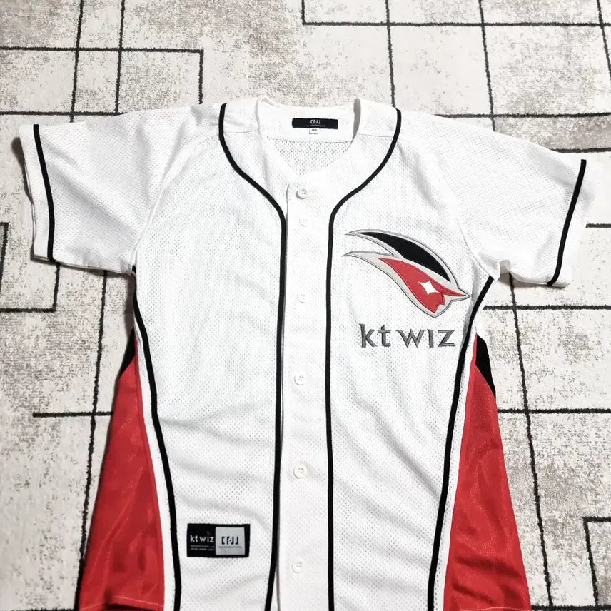 [BUNJANG] KT Wiz Lee Dae-hyung Baseball Jersey (Size 85-95) / KT 이대형 유니폼 사이즈 85~95