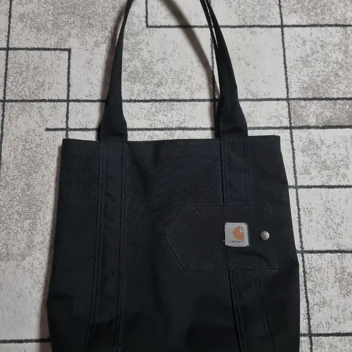[BUNJANG] Carhartt Essential Tote Vertical Open Shoulder Bag / 칼하트 숄더백 에센셜 토트백 버티컬 오픈 블랙 가방