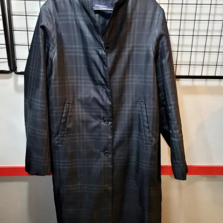 [BUNJANG] Burberry Nova Check Hidden Zipper Button Coat / 정품 버버리 노바채크 히든 집업버튼 여섯코트