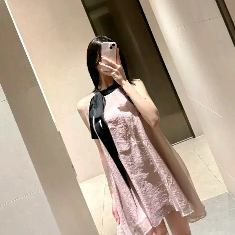 [SOLD OUT] 수입의류 쉬폰홀터원피스 문피버 라멜로즈