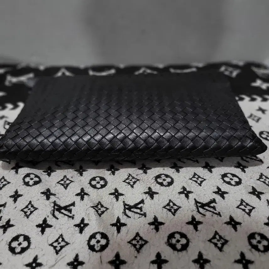 [BUNJANG] Bottega Veneta Intrecciato Clutch Bag / 정품 보테가베네타 인트레치아토 클러치백
