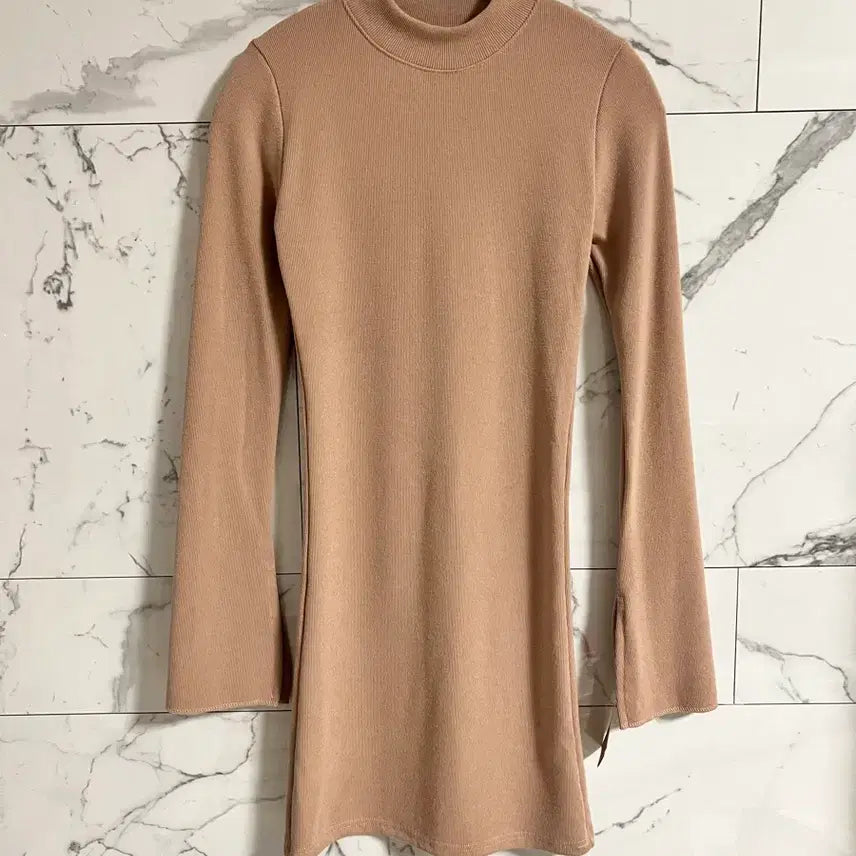 [BUNJANG] Beige Mini Knit Dress / 새상품 베이지 반목 니트 미니원피스