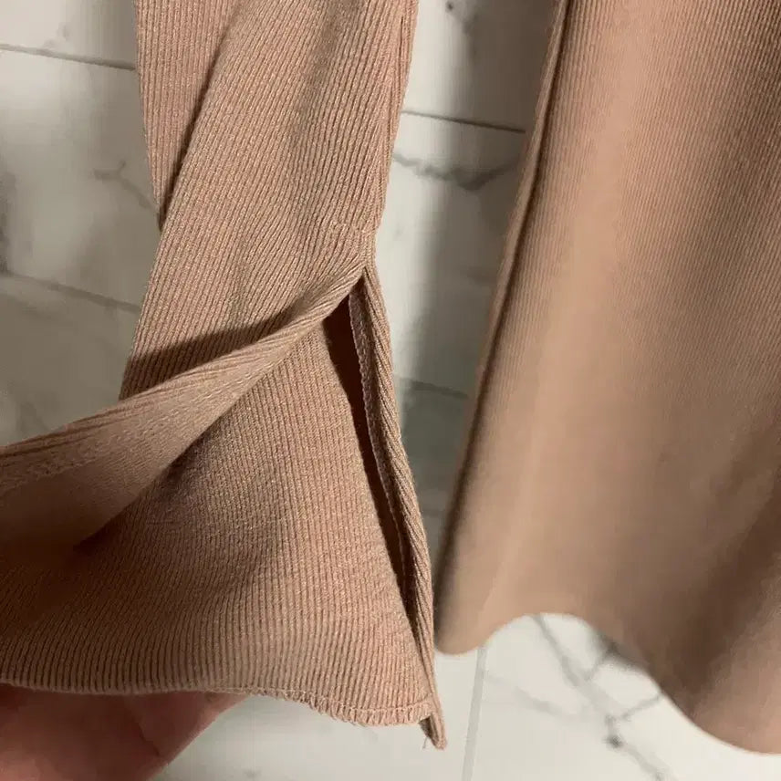 [BUNJANG] Beige Mini Knit Dress / 새상품 베이지 반목 니트 미니원피스