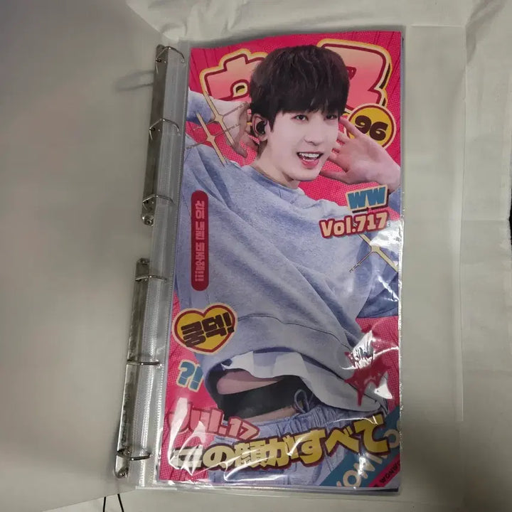 [BUNJANG] Seventeen Wonwoo Reflective Slogan / 세븐틴 원우 반사슬로건(얼굴천재)