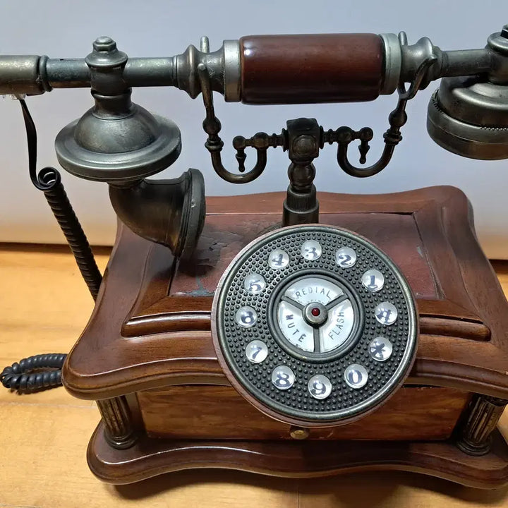 [BUNJANG] Vintage Rotary Dial Telephone with Redial, Mute, and Flash Functions / 엔틱,빈티지 전화기 판매합니다
