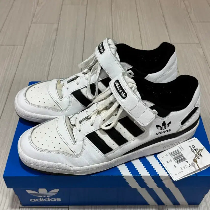 [BUNJANG] Adidas Forum 84 Low White Black Sneakers (Size 300) / 아디다스 포럼84 로우(300)상태a 화이트블랙