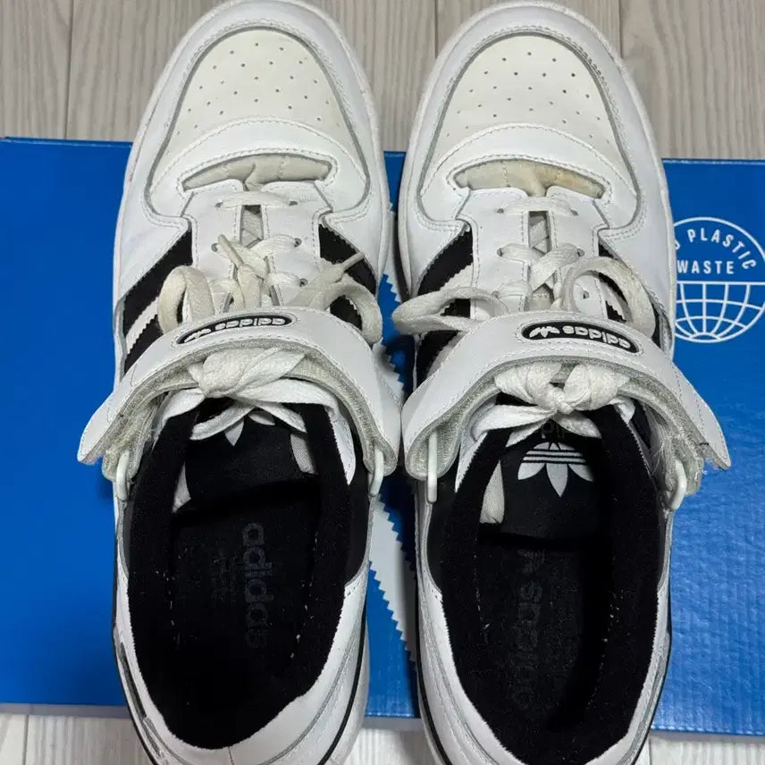 [BUNJANG] Adidas Forum 84 Low White Black Sneakers (Size 300) / 아디다스 포럼84 로우(300)상태a 화이트블랙