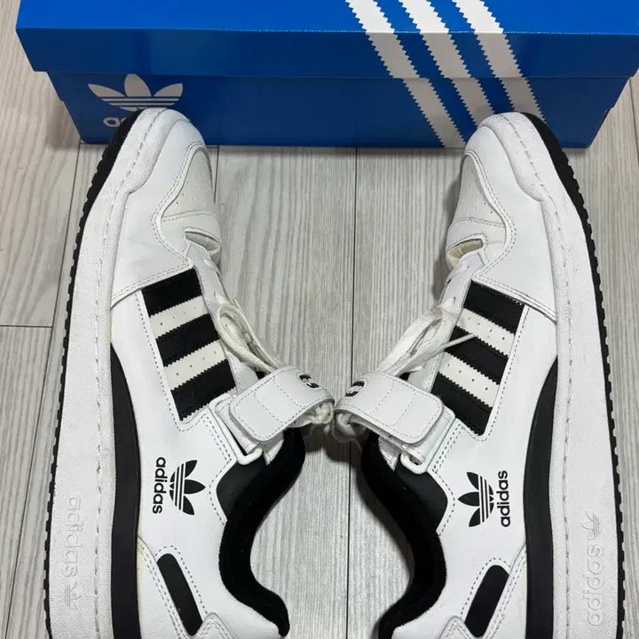 [BUNJANG] Adidas Forum 84 Low White Black Sneakers (Size 300) / 아디다스 포럼84 로우(300)상태a 화이트블랙