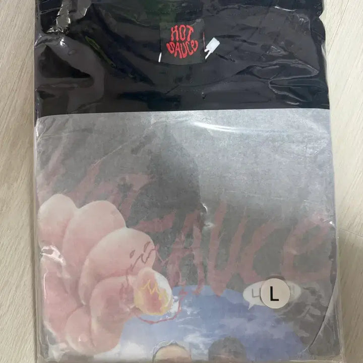 [SOLD OUT] 핫소스 유니버스 니마이 힙한 티셔츠 + 포카 미개봉