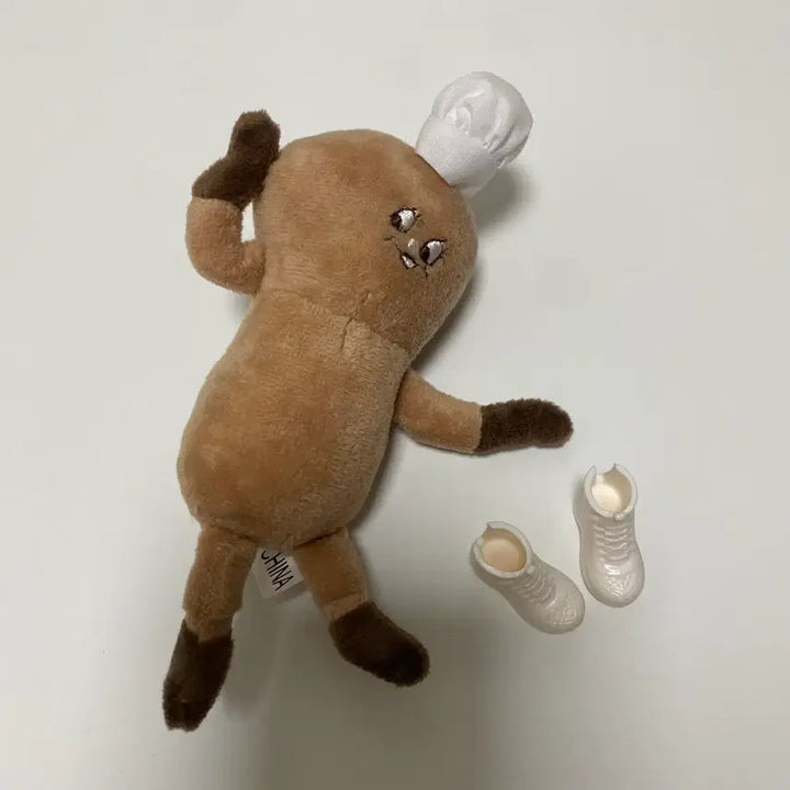 [BUNJANG] Peanut Plush Doll Keychain with Detachable Shoes / 땅콩인형 (신발포함) 키링 X