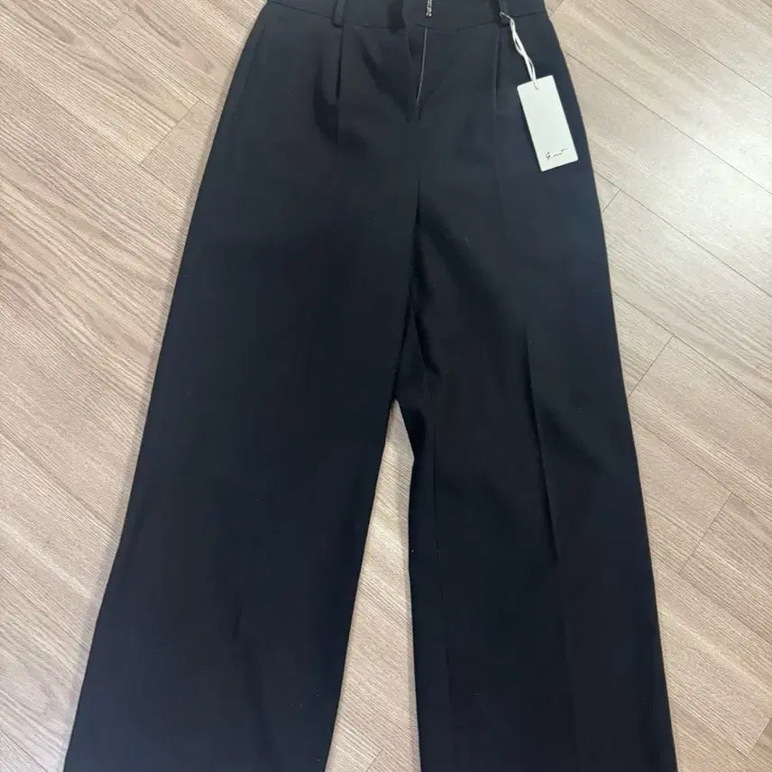 [SOLD OUT] 지컷 블랙 밴딩 슬랙스 바지 스몰 새상품
