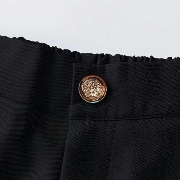 [SOLD OUT] 새상품 블랙 반바지(정장바지겸용)