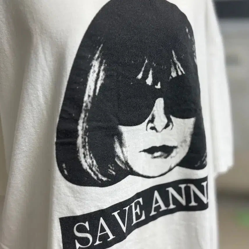 [BUNJANG] Save Anna Printing White T-shirt / 세이브 안나 프린팅 반팔 티셔츠 화이트